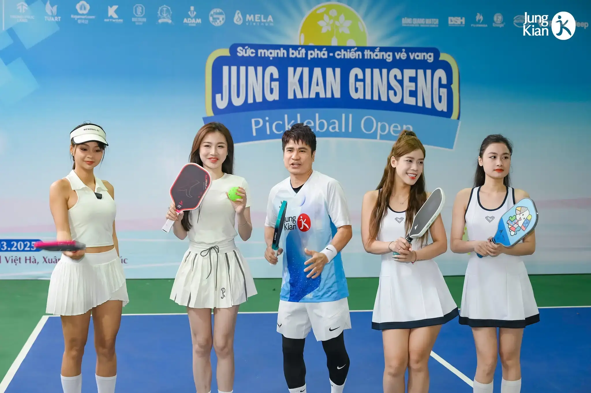 Giải đấu do thương hiệu Jung Kian tổ chức quy tụ những dương mặt nổi tiếng