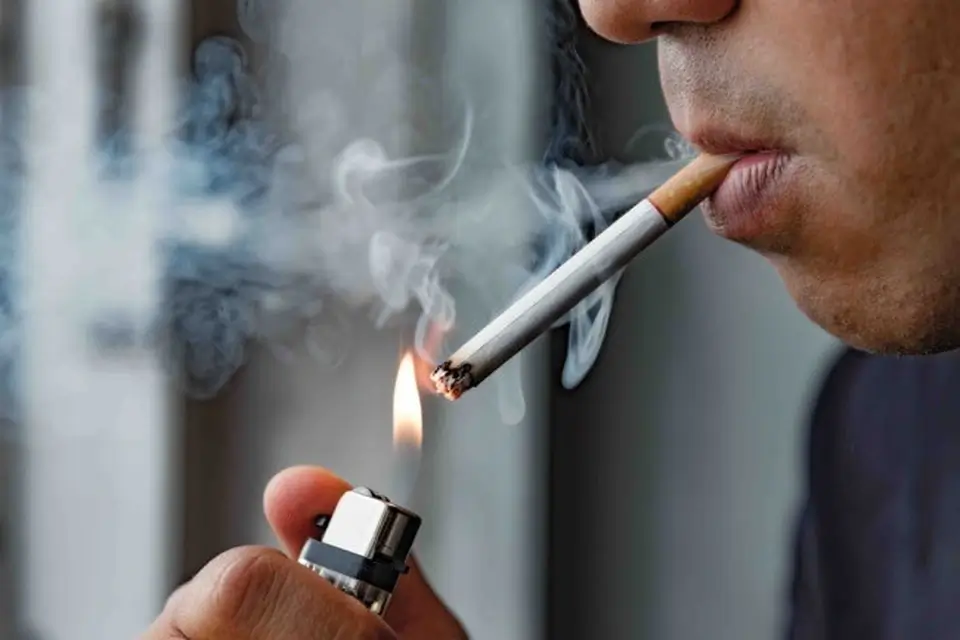 Bỏ thuốc lá và rượu bia làm giảm nguy cơ đột quỵ